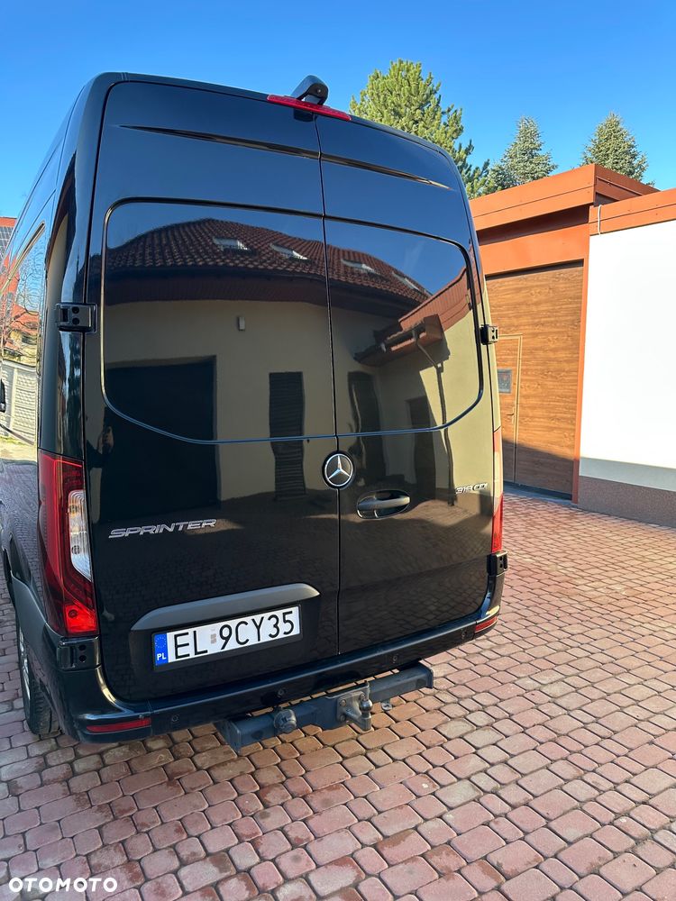 Mercedes-Benz Sprinter 319 - 6