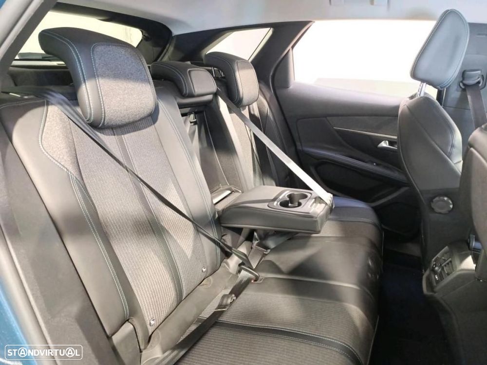 Peugeot 3008 1.5 BlueHDi Allure EAT8 - 6