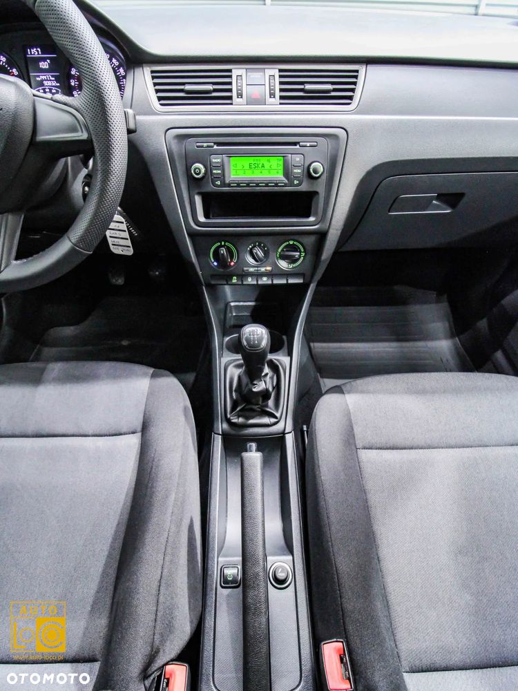 Skoda RAPID 1.2 Active Max - 15