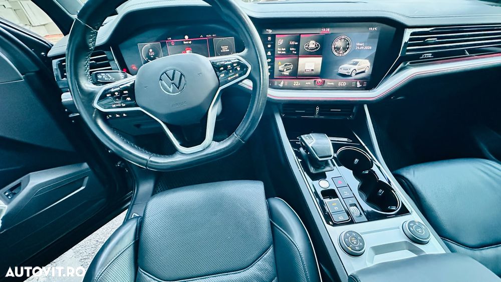 Volkswagen Touareg - 15