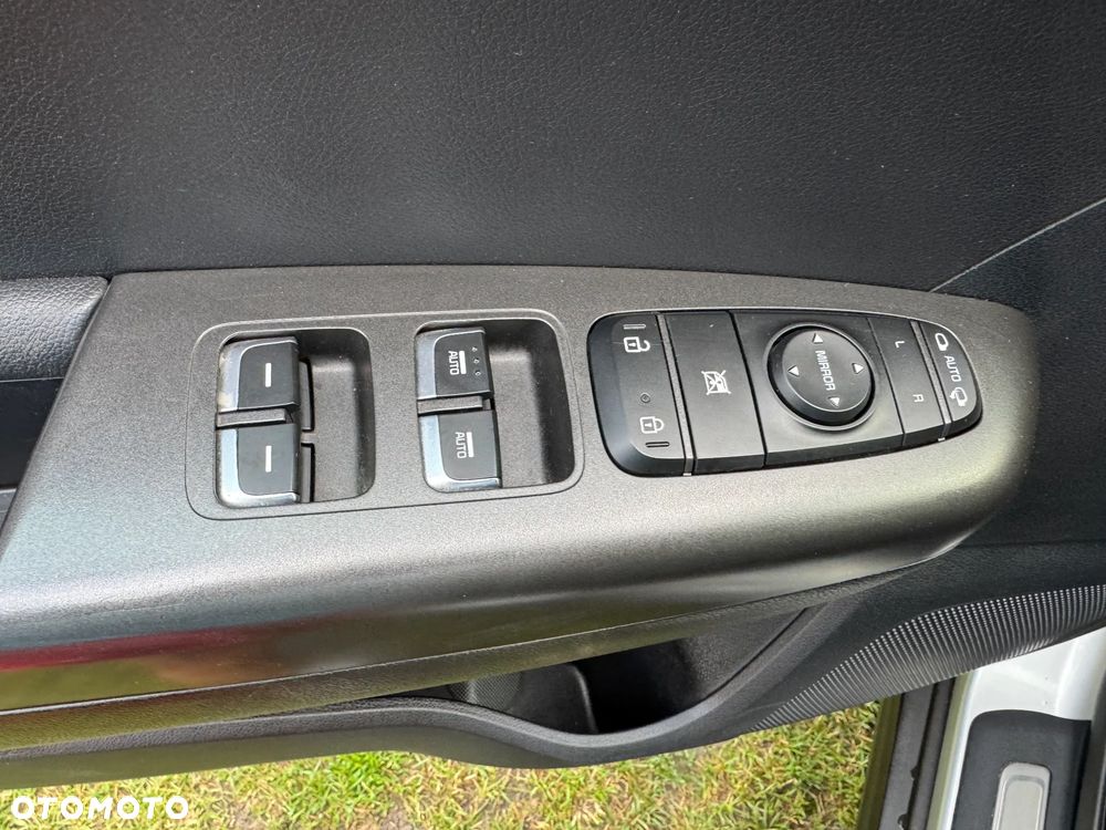 Kia Sportage 1.6 T-GDI L Business Line 4WD DCT - 11