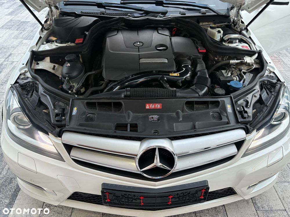 Mercedes-Benz Klasa C 180 (BlueEFFICIENCY) 7G-TRONIC - 27