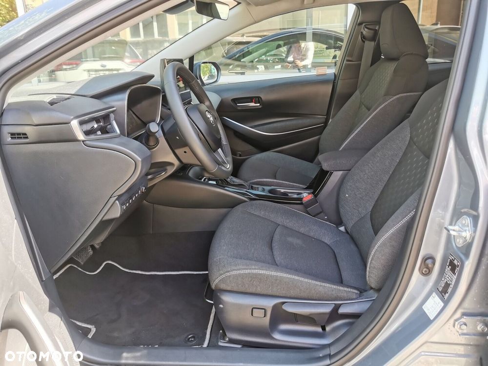 Toyota Corolla 1.8 Hybrid Style - 12