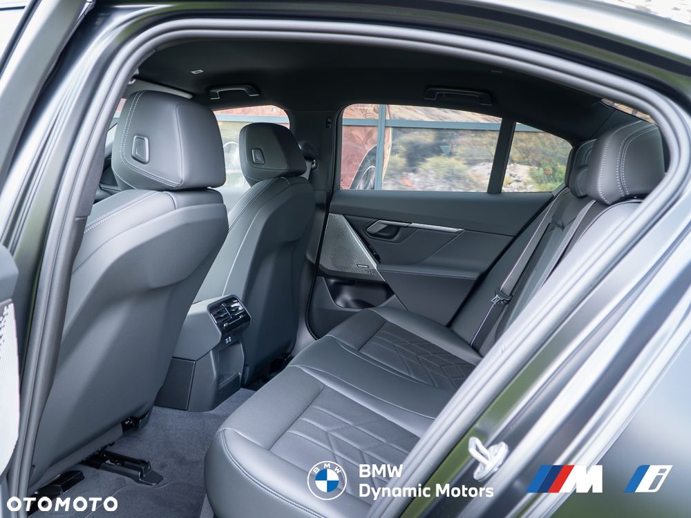 BMW Seria 5 540d xDrive - 22