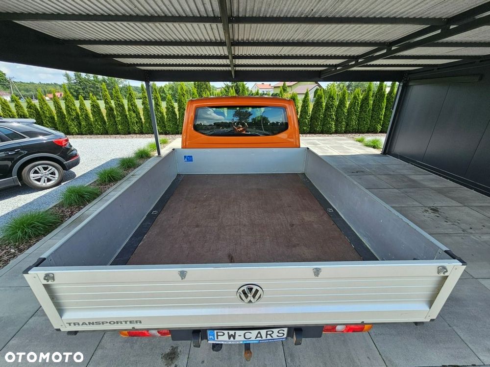 Volkswagen Transporter - 8