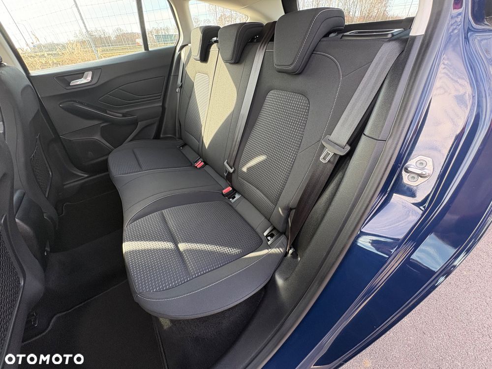 Ford Focus 1.0 EcoBoost Titanium - 19