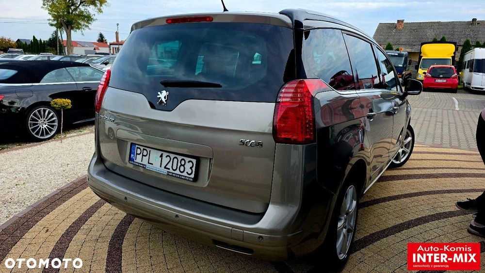 Peugeot 5008 - 4