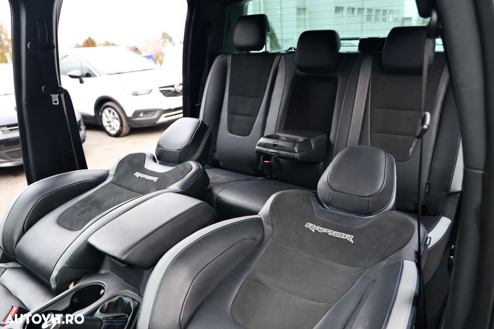 Ford Raptor - 16