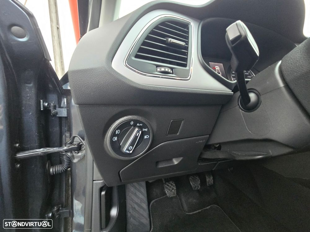 SEAT Leon ST 1.6 TDI Reference S/S - 9