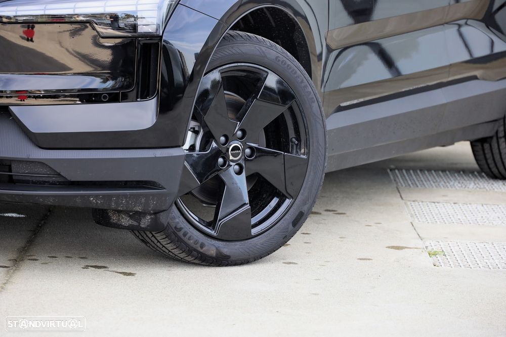 Volvo EX30 69 kWh Single Motor Extended Range Black Edition - 30