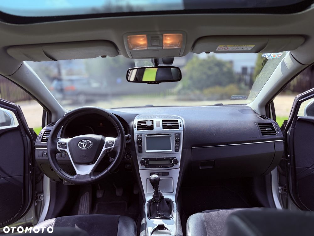 Toyota Avensis - 5