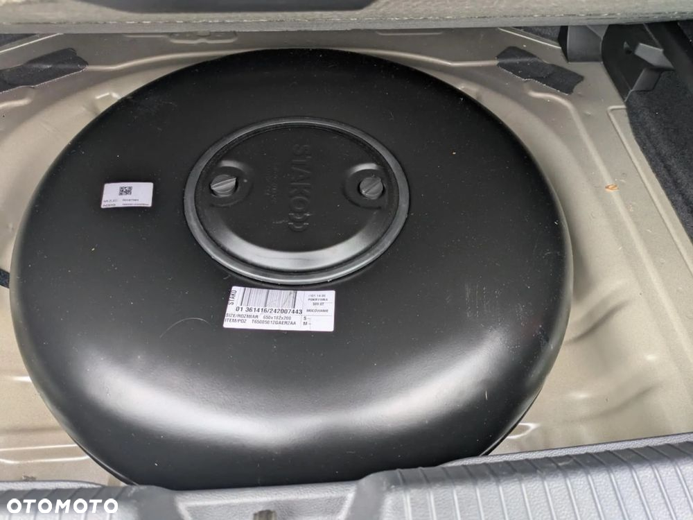 Volkswagen Golf VIII 1.5 TSI EVO Life - 13