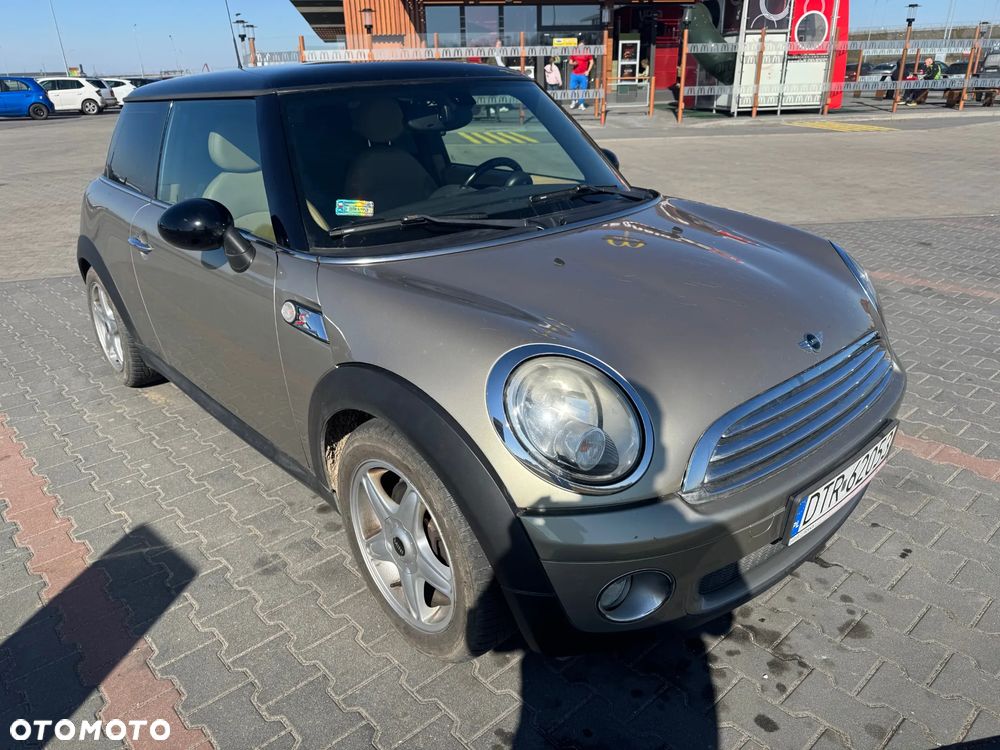MINI Cooper Standard - 4