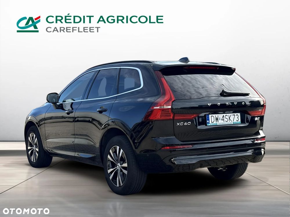 Volvo XC 60 B4 D AWD Momentum Pro - 3