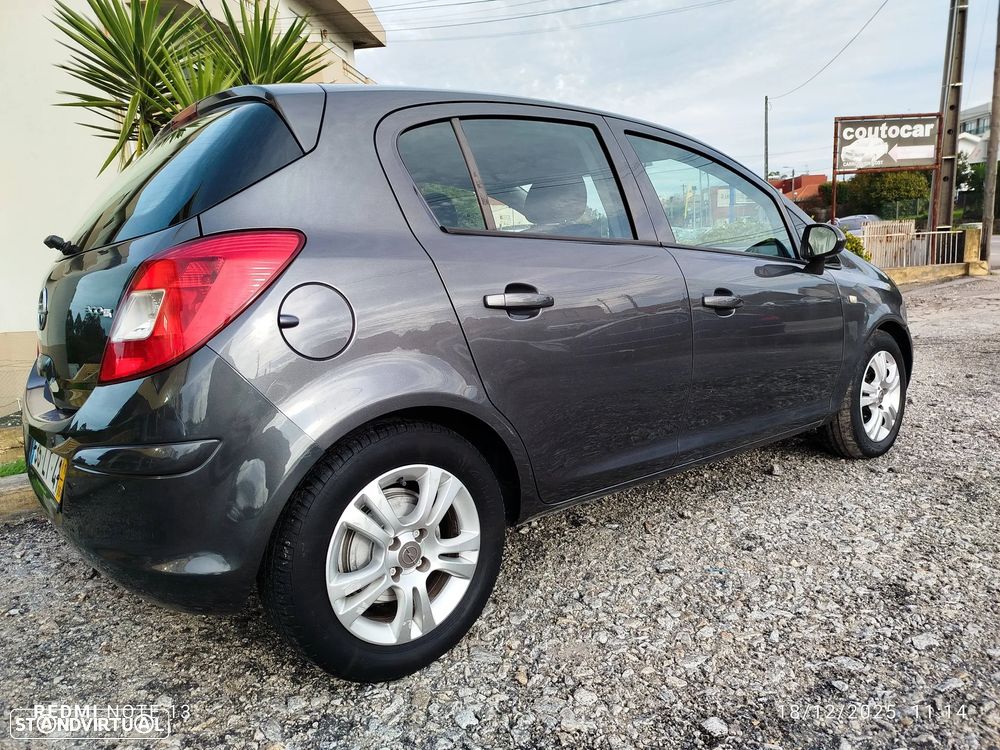 Opel Corsa 1.3 CDTI Cosmo - 4