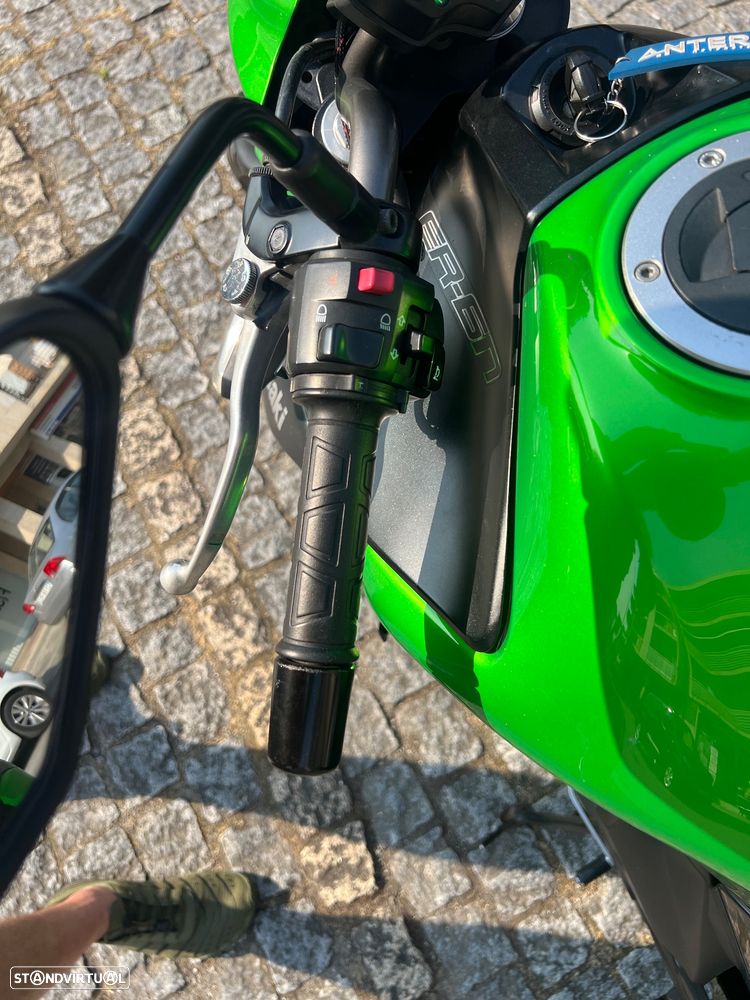 Kawasaki ER ER-6n - 3