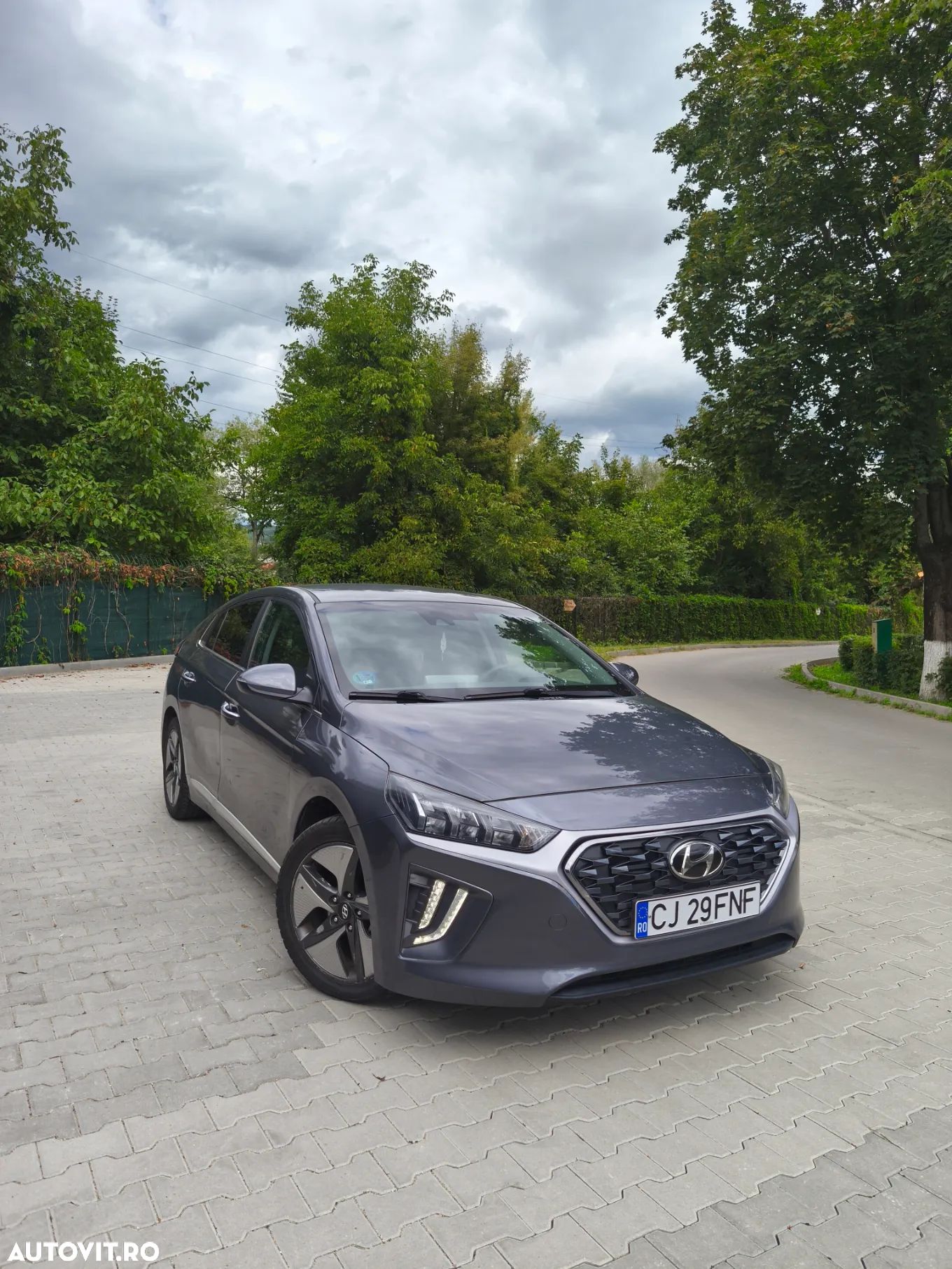 Hyundai IONIQ Hybrid 1.6 GDI - 1