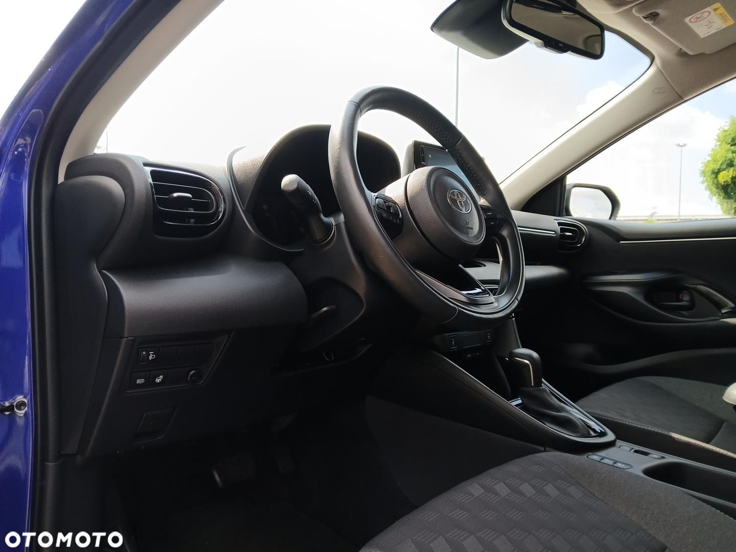 Toyota Yaris Hybrid 1.5 Style - 22