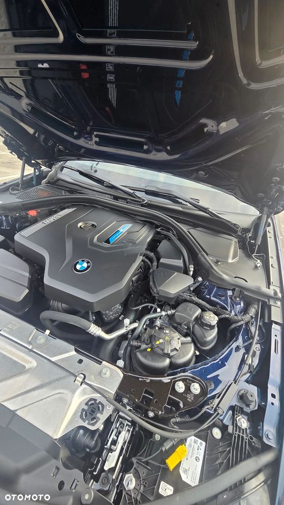 BMW Seria 3 330e xDrive M Sport sport - 14