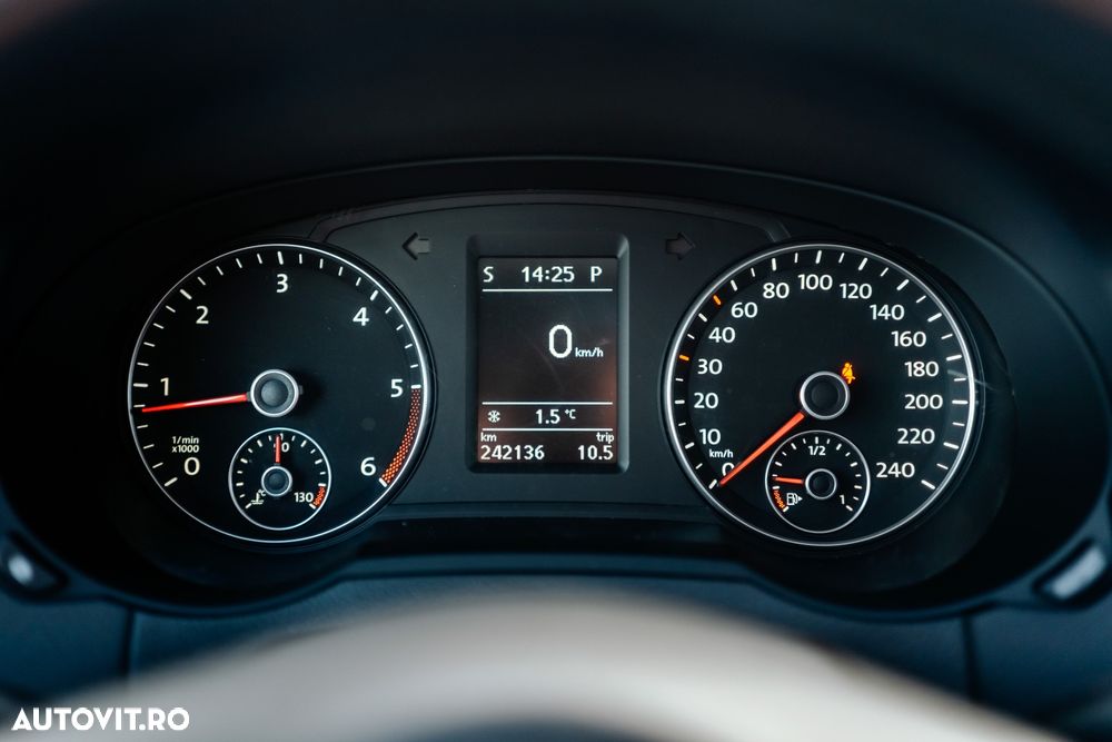 Volkswagen Sharan 2.0 TDI DSG Blue Motion Highline - 18