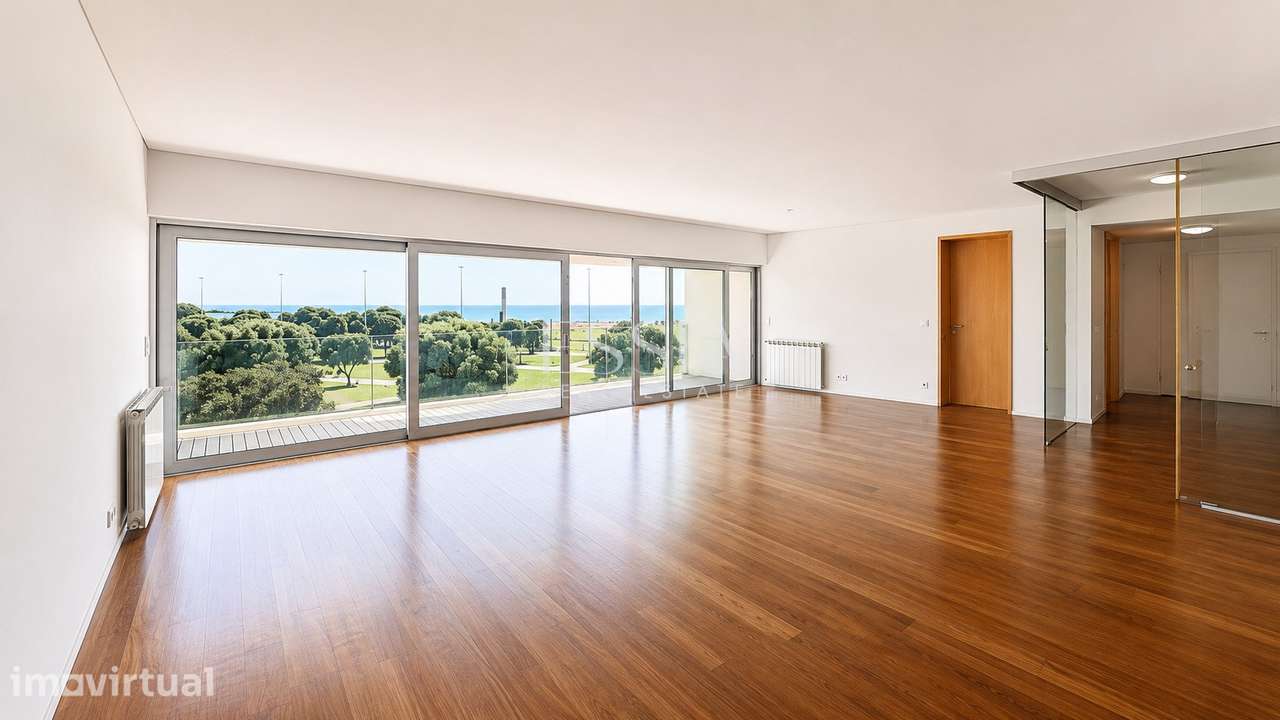 Apartamento T4 com Varanda e Vista mar - Grande imagem: 3/24