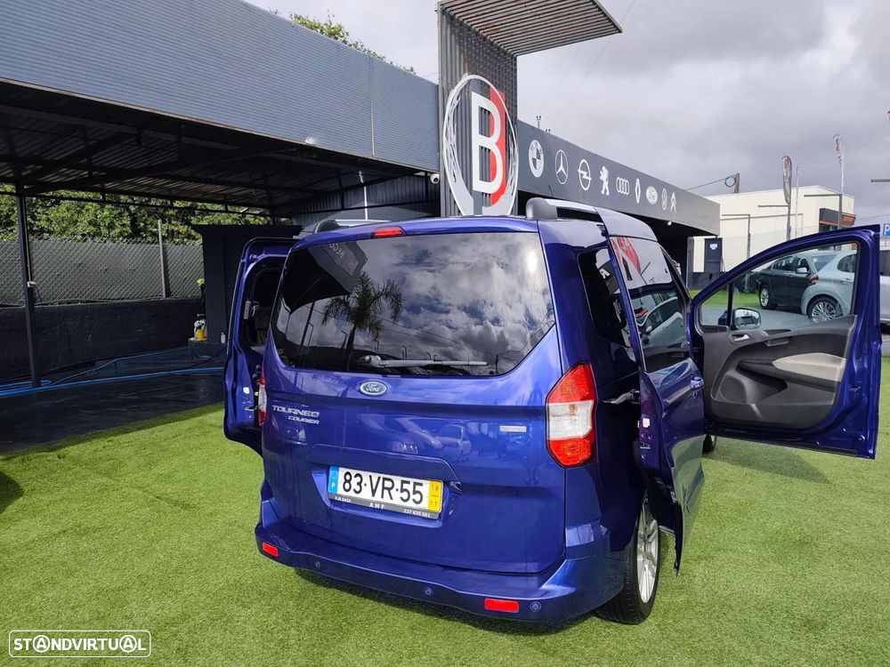 Ford Tourneo Courier 1.0 EcoBoost Titanium - 6
