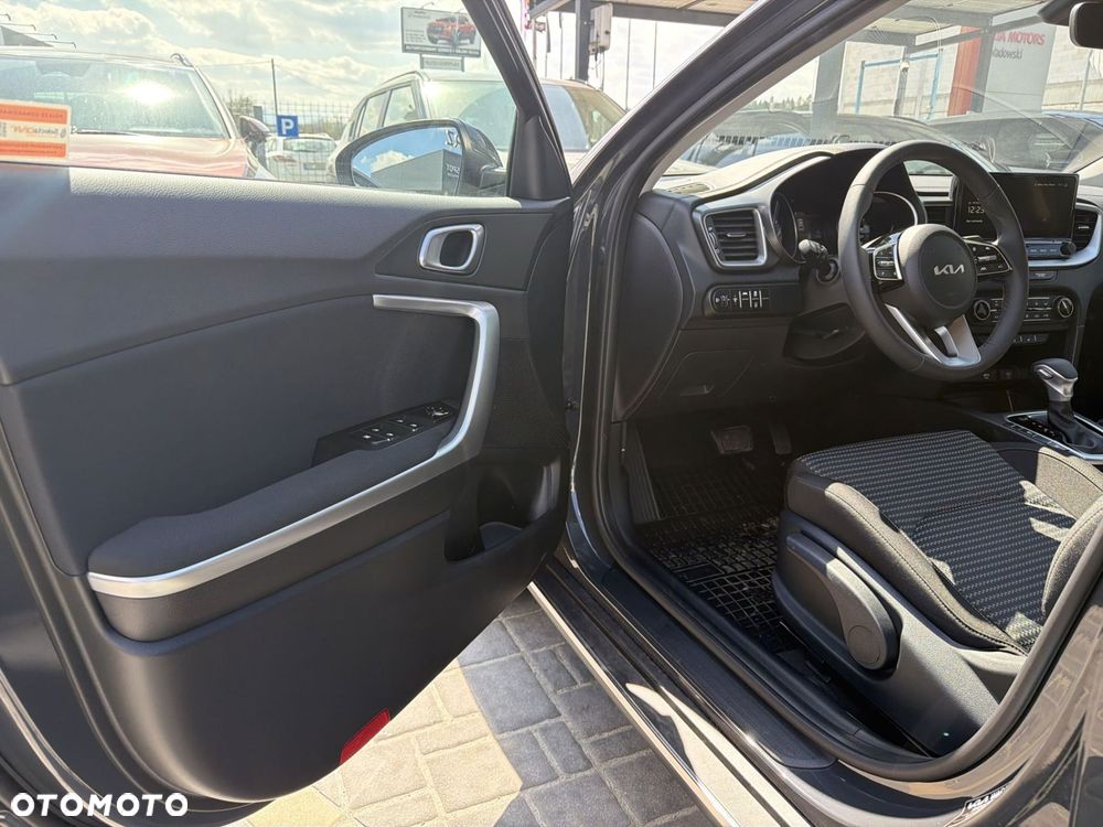 Kia XCeed 1.6 T-GDI M DCT - 11
