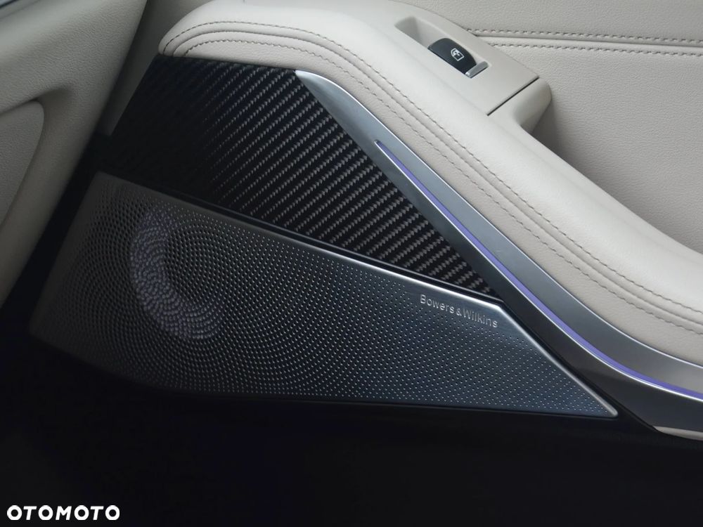 BMW X5 xDrive40d - 9