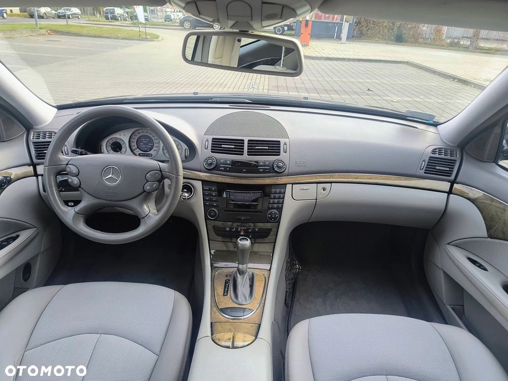 Mercedes-Benz Klasa E - 20