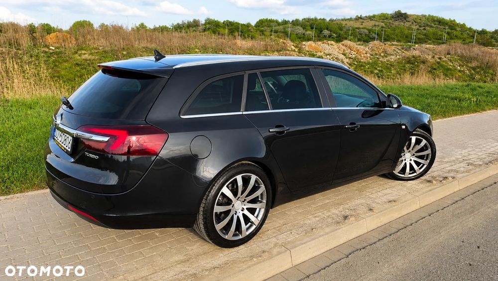 Opel Insignia 1.6 SIDI Turbo Touer Innovation - 4
