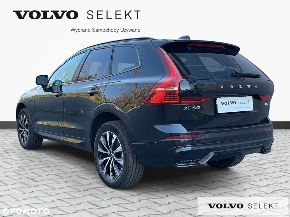 Volvo XC 60 B5 B AWD Plus Dark - 8