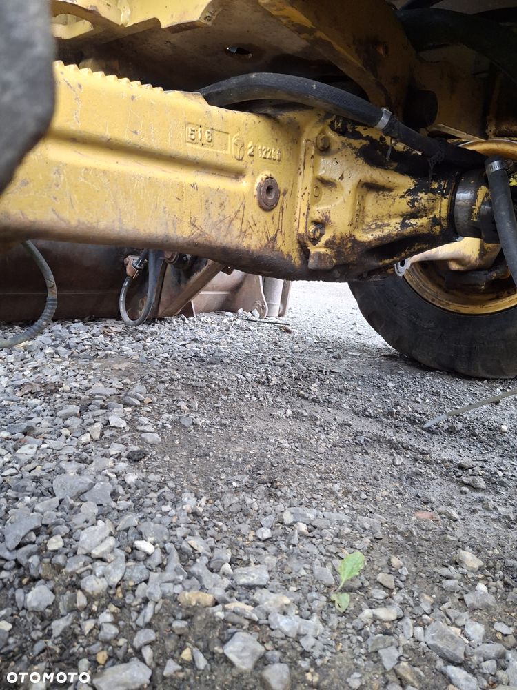 Caterpillar 428E - 13