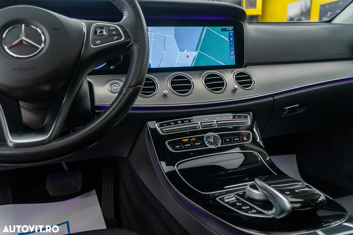 Mercedes-Benz E 220 d 9G-TRONIC Avantgarde - 29