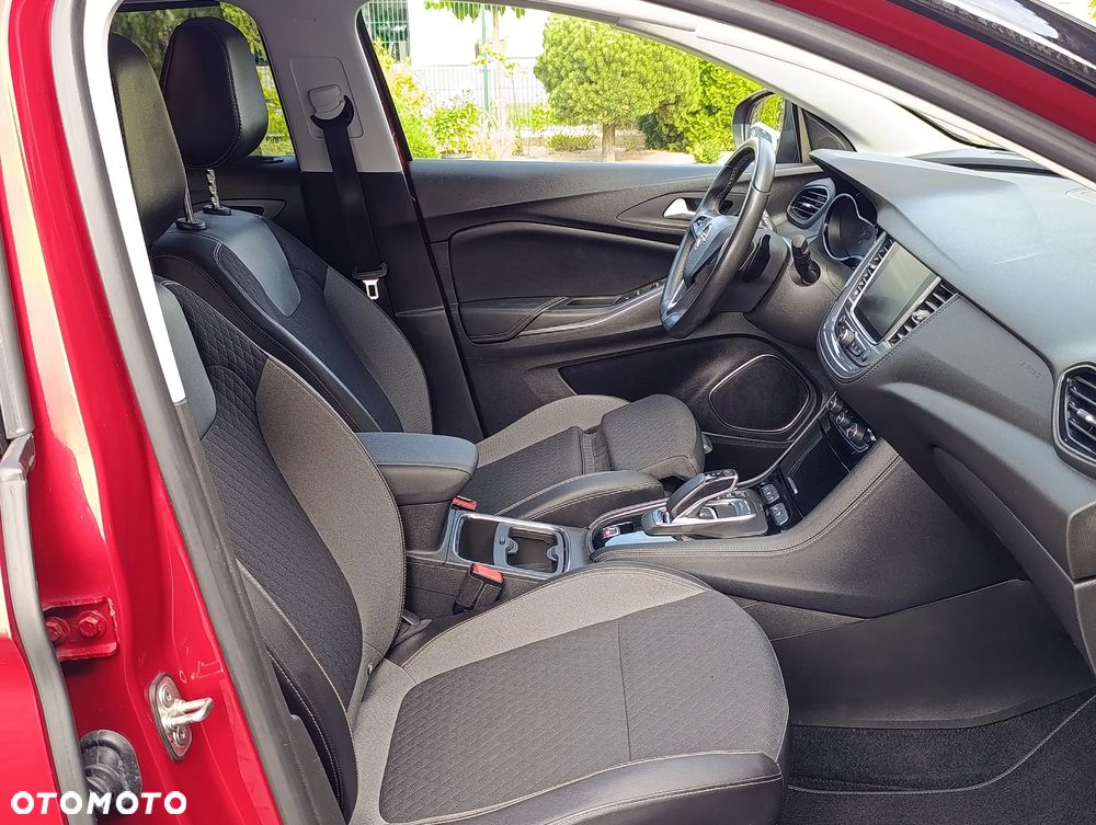 Opel Grandland X Plug-in-Hybrid4 1.6 DI Start/Stop Business INNOVATION - 16