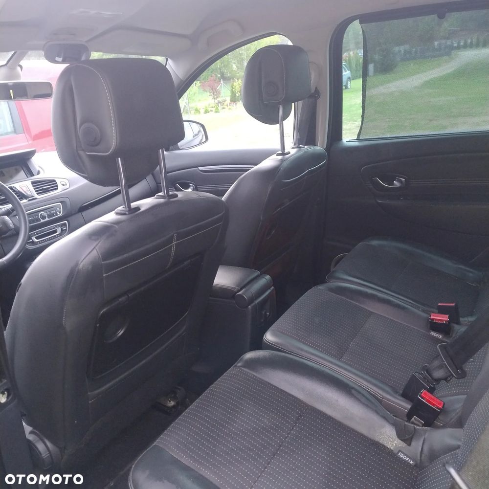 Renault Scenic 1.6 dCi Energy Bose Edition S&S - 9