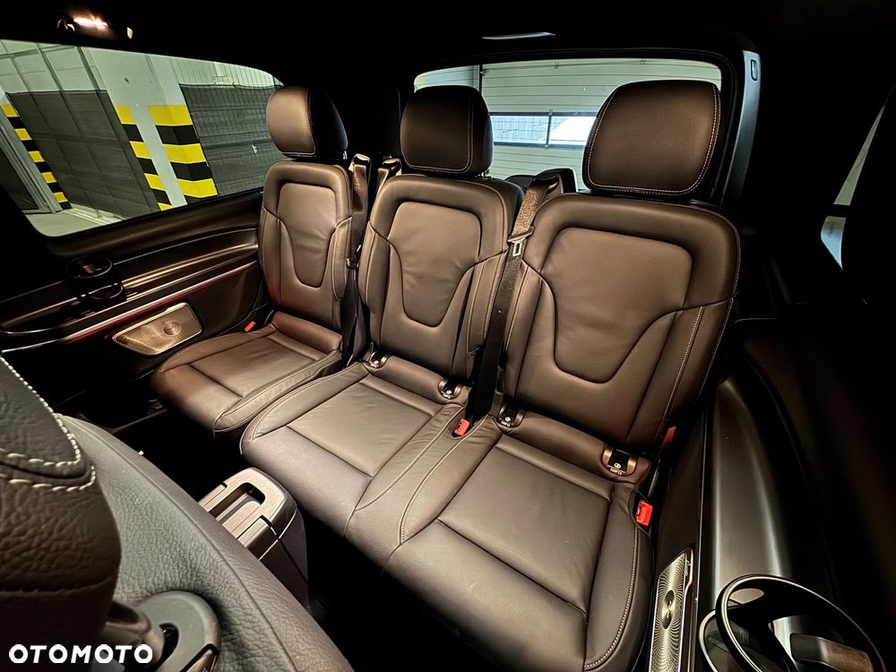 Mercedes-Benz Klasa V 300 d 4-Matic Avantgarde 9G-Tronic (d³ugi) - 21