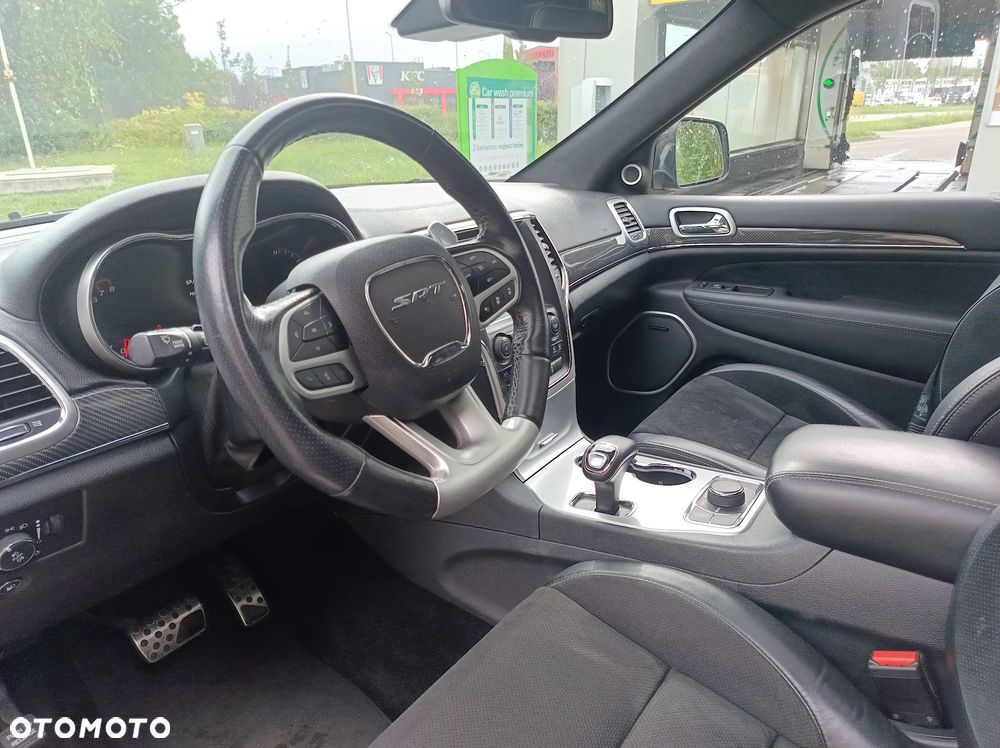 Jeep Grand Cherokee 6.4 V8 Hemi 4WD Automatik SRT - 31