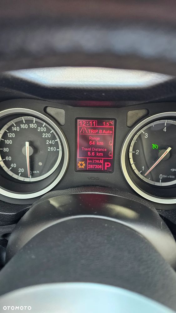 Alfa Romeo 159 1.9JTDM Q-Distinctive - 16