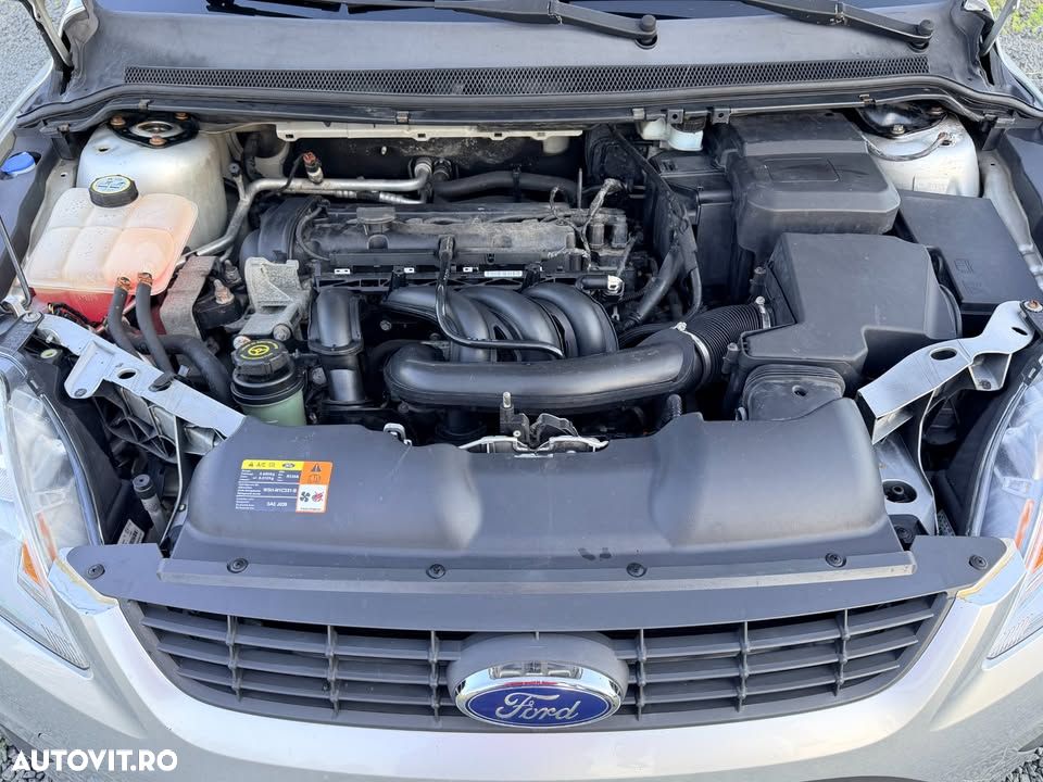Ford Focus 1.6 16V Trend - 8