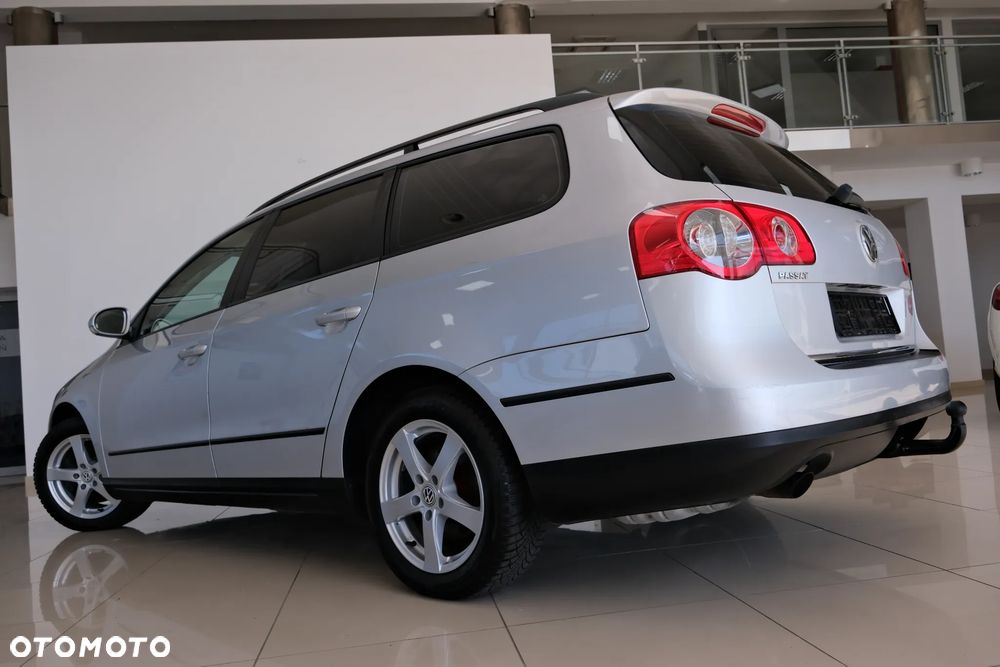 Volkswagen Passat - 15