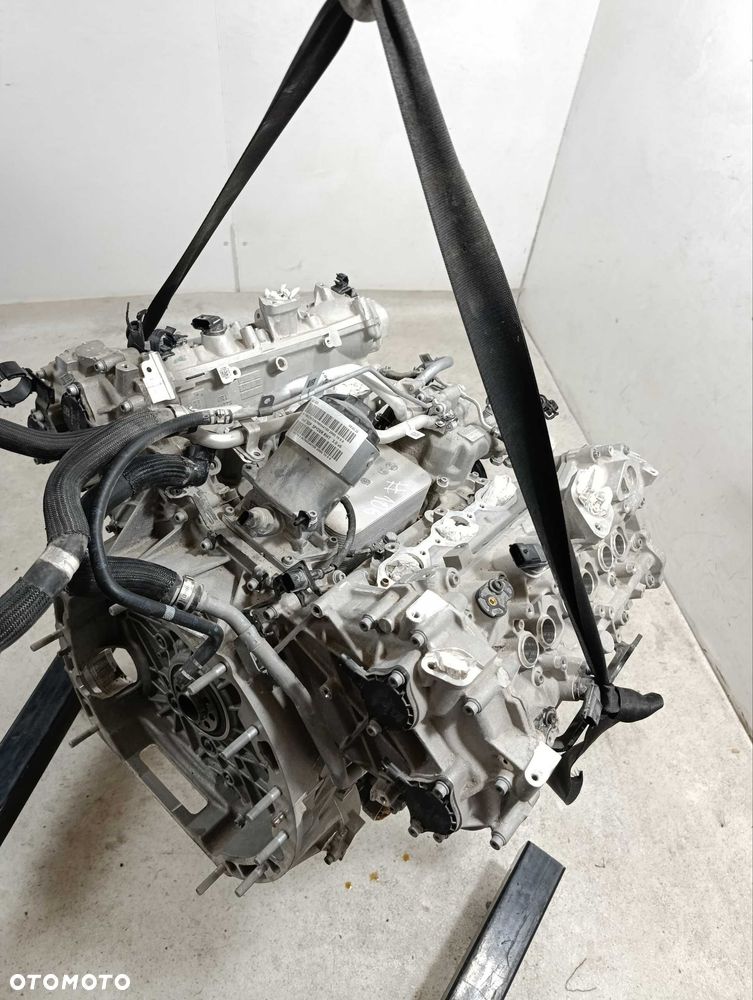 Silnik 3.0L Nettuno 90 z Maserati MC20 Cielo - 3