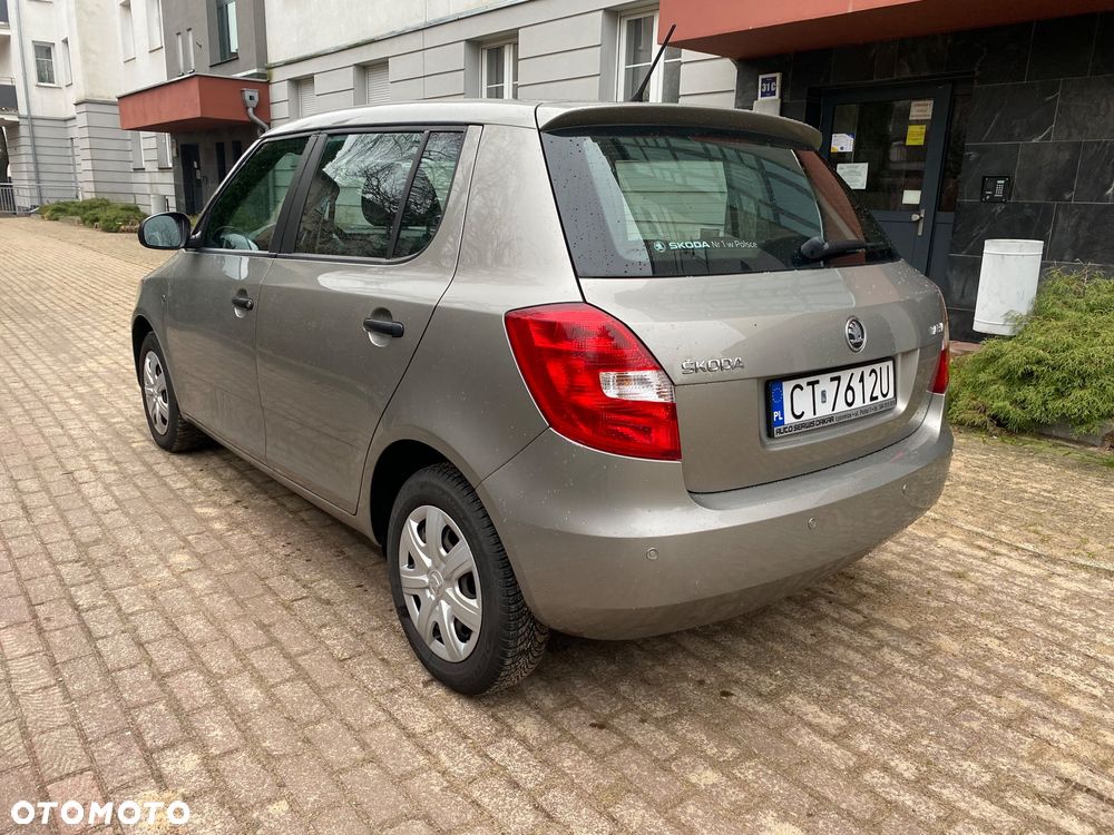 Skoda Fabia 1.4 16V Active Plus - 7