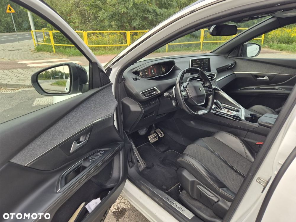Peugeot 5008 - 13