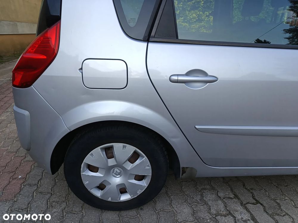 Renault Scenic - 8