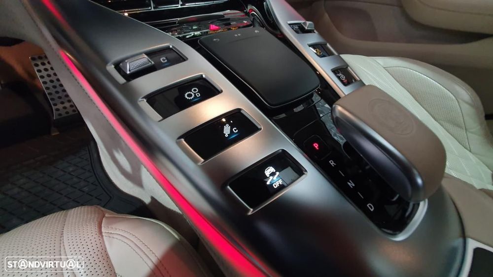 Mercedes-Benz AMG GT 43 4Matic+ Coupe Speedshift TCT 9G - 25