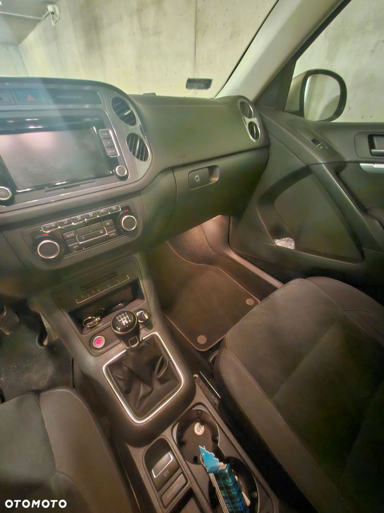 Volkswagen Tiguan 2.0 TDI DPF BlueMotion Technology Sport & Style - 7