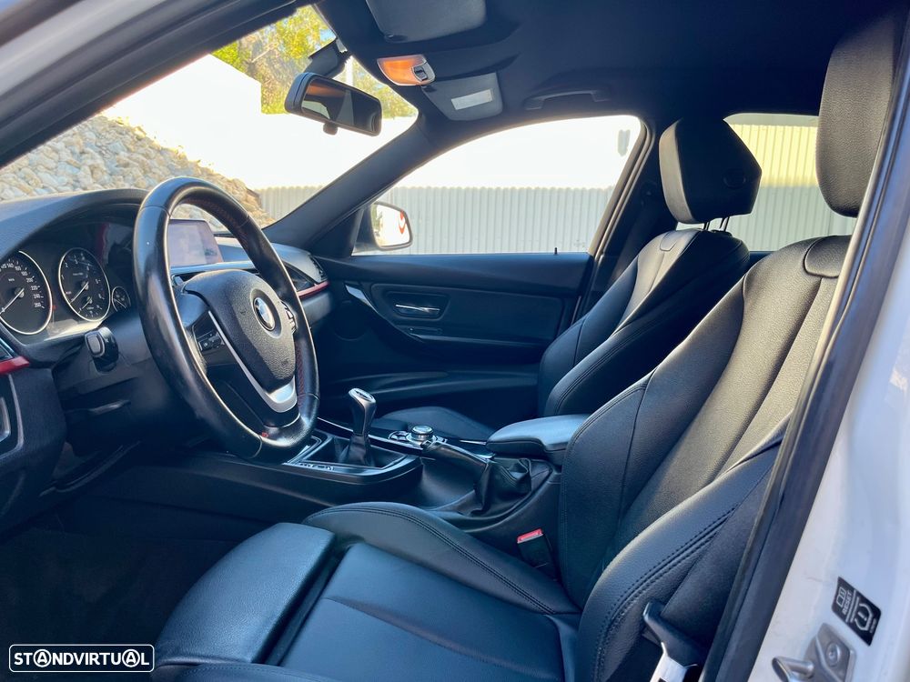 BMW 316 d Line Sport - 29