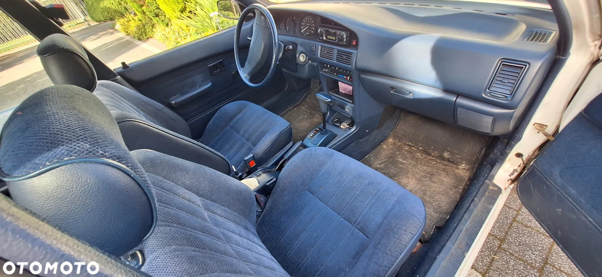 Toyota Corolla - 10