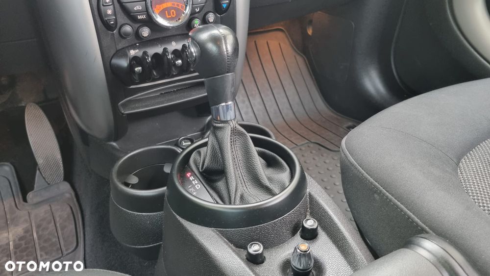 MINI Countryman Cooper D ALL4 EU6 - 19