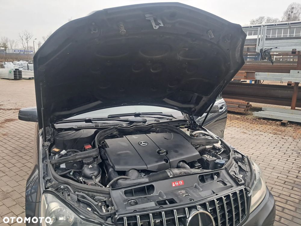 Mercedes-Benz Klasa C 250 CDI DPF 4Matic (BlueEFFICIENCY) 7G-TRONIC - 3